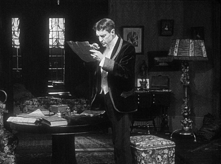Sherlock. Filmhistorikere er enige om, at William Gillette satte så stort et præg på rollen som Baker Street-detektiven. 