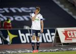 traume. AGF's Kim Aabech ærgerer sig på stadion i Aarhus over en brændt chance. Til næste kamp mod angriberens gamle klub, Lyngby, bliver der støtte til AGF fra udebanepublikum. 
