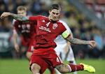 rygproblemer. Midterforsvarer, anfører og straffesparksskytte Daniel Agger bliver svær at undvære i udekampen mod Albanien. 