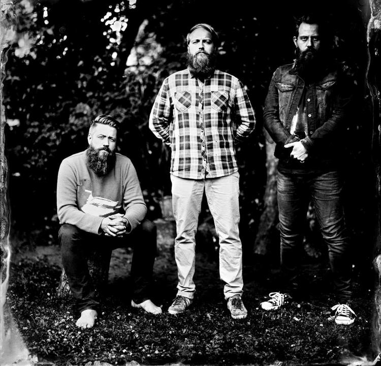 Fuldskægs-folk. Også i musikken hører danske The White Albums debut til i naturen. Pr-foto: Warner 