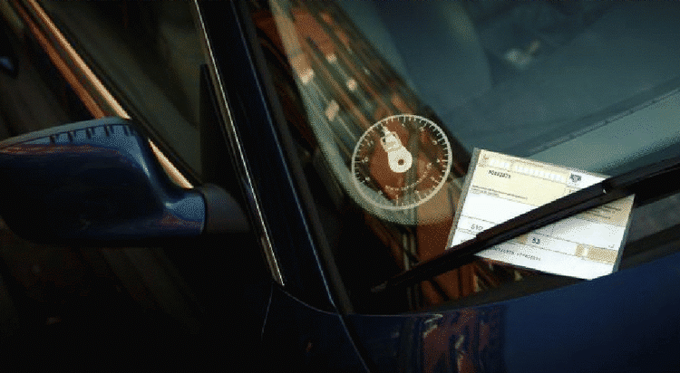 bøde. Østre Landsret dømte den kvindelige bilejer til at betale bøden, fordi kvinden blev anset for at være ansvarlig for brugen af bilen. Det er Højesteret nu enig i. 