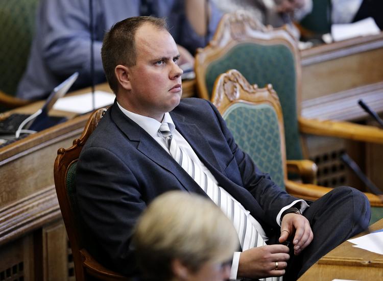 KENYA. Send flygtninge til Afrika argumenterede Dansk Folkeparti i dag fra talerstoen. Det får indtil videre ikke bred opbakning fra salen. 