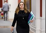 Exit. Justitsminister Karen Hækkerup (S) går af og stopper helt i dansk politik. 