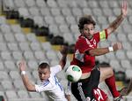 Kaptajnen. Lorik Cana (th) er med sine 77 landskampe nummer to på alle tiders liste i Albanien og kan sætte rekord i løbet af efteråret. En scoring er det blevet til i 11 på landsholdet . Han ankommer i øvrigt rimelig frisk til kampen mod Danmark. Han blev udvist i søndags for Lazio efter to gule kort på bare otte minutter. 
