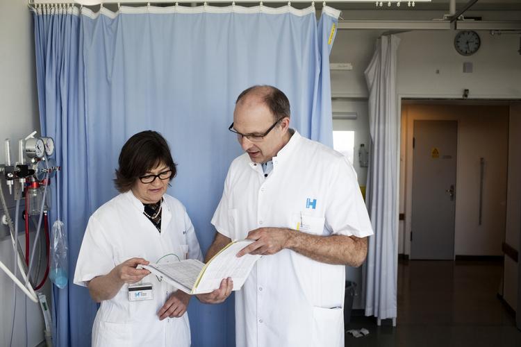 Knæk. Danskernes tillid til landets læger er faldet i en ny undersøgelse. 