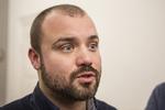Observatør. Den danske Enhedslisten-politiker er i Bosnien for at observere valget. 