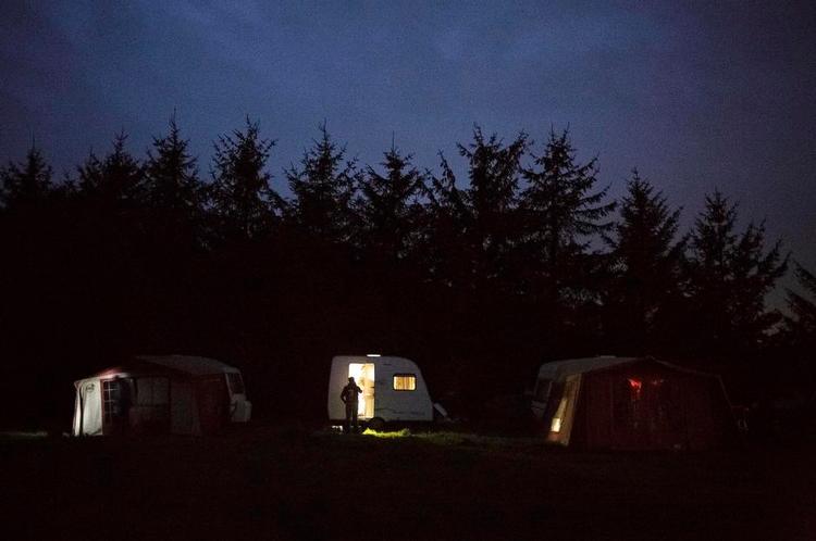 protestlejr: Modstandere af skifergas er flyttet i Camp Total Protest tæt på borestedet i Vendsyssel. De er her døgnet rundt. 