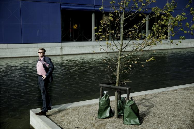 AFLYSNING. DR Danmark i København, der laver Aftenshowet, har ligesom P1 Orientering nedlagt arbejdet i protest over Niels Lindvigs fyring. 