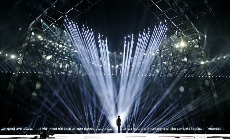 budgetskred. DR udtaler, at de fra begyndelsen har ment, at Projektselskabet og dets partnere havde undervurderet budgettet. 