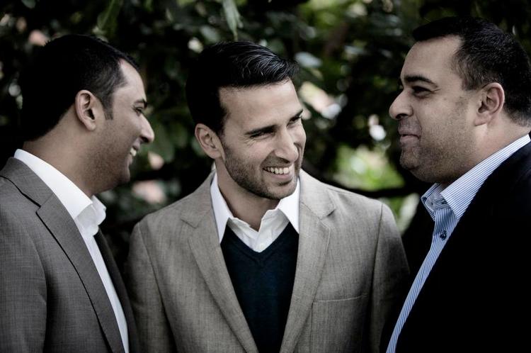 Partistiftere. De tre brødre, Asif (tv.), Kashif (i midten) og Aamer Ahmad blev landskendte, da de i 2005 arrangerede en støttekoncert for jordskælvsofrene i Pakistan. Nu har de dannet et nyt politisk parti. 