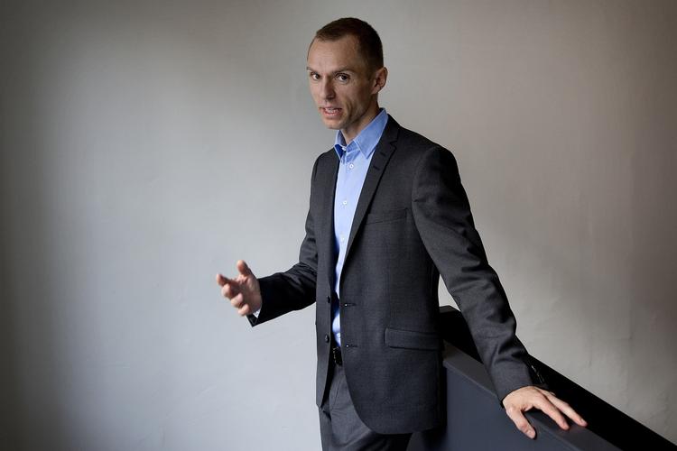 SIKKERHED. Forbrugerrådet Tænks direktør Lars Pram mener ikke, at man som bruger »bare kan lade være med at bruge sociale medier«. 