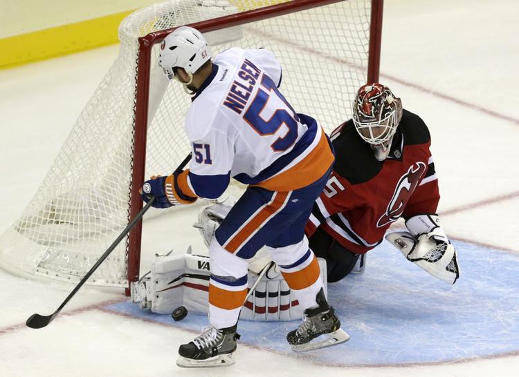 MISSER. Selv om Frans Nielsen brændte dette straffeslag, vandt New York Islanders for fjerde gang i træk. 
