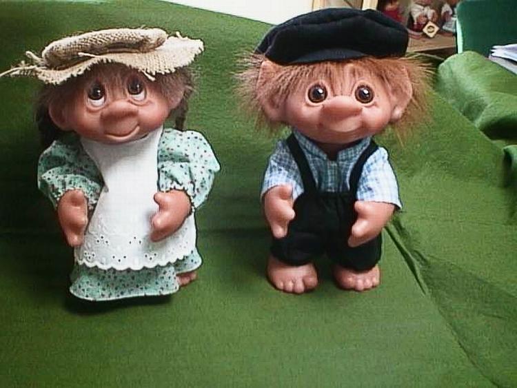 TROLDE. Agnes og Oscar er et par af de populære trolde fra Gjøl, sm nu er i Hollywood og på vej til filmstjerne-status. 