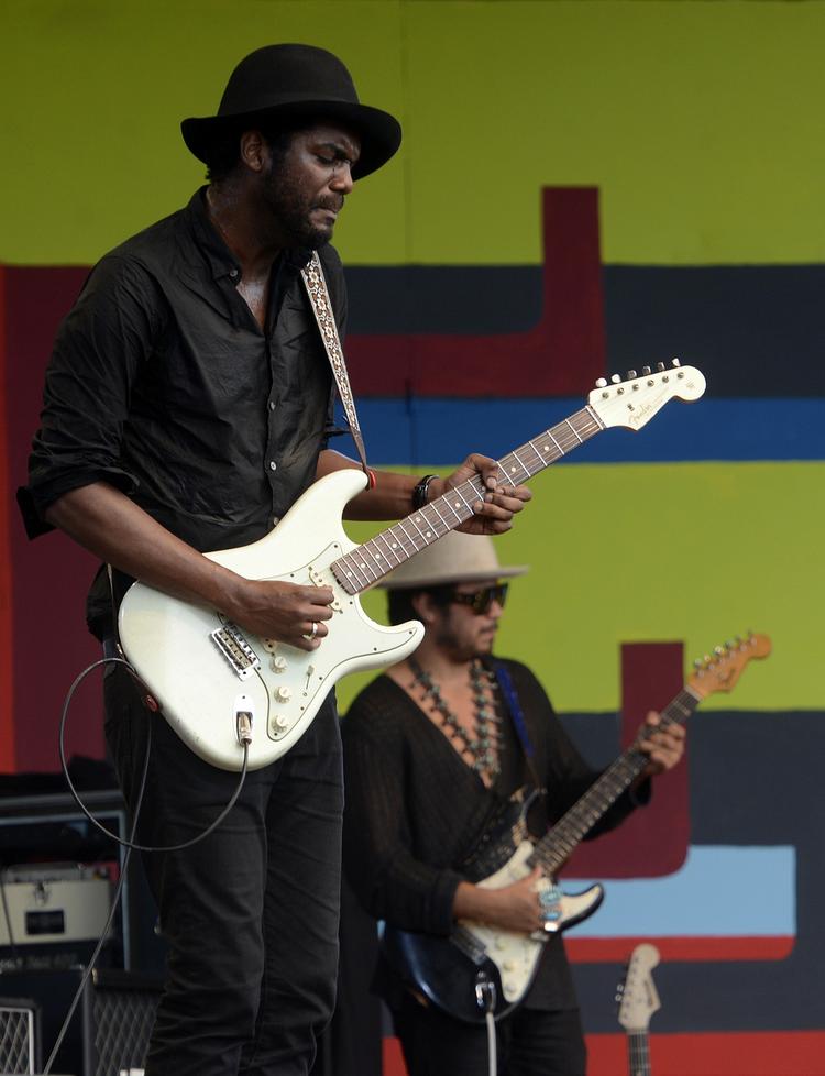 Bluesstjerne. Guitaren er rødglødende, men stemmen minder mere om en klassisk soulvokal. 