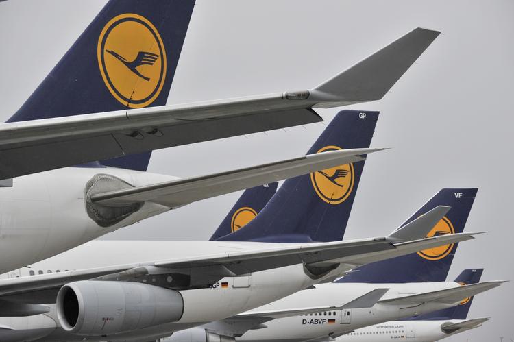 Strejke. En række afgange til og fra Danmark rammes af strejken hos Lufthansa. 