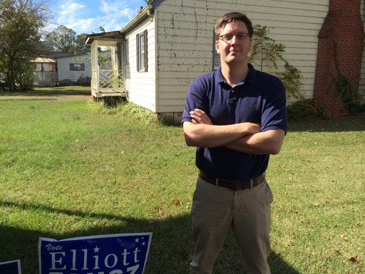 Optimisme. Ifølge alle eksperter er Elliot Fausz en sikker taber, men han nægter at give op uden kamp. 