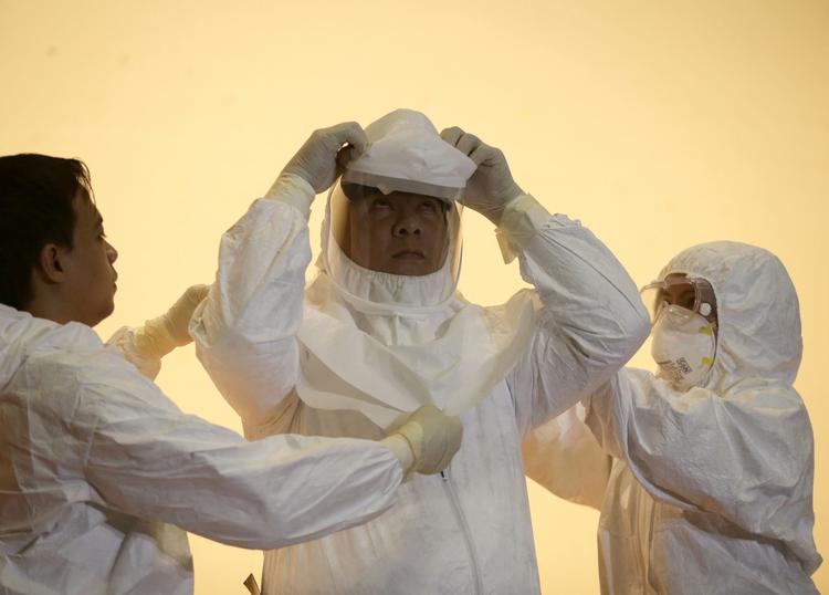 dødeligt. Ebola-udbruddet har været nådesløst i Vestafrika, hvor foreløbig 4.500 mennesker har mistet livet. 