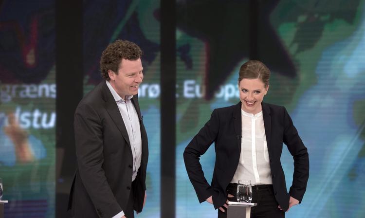 Godkendelse. Morten Helveg Petersen (R) og Rina Ronja Kari (Folkebevægelsen mod EU) vil i Europaparlamentet stemme henholdsvis ja og nej til nyt kommissærhold. 
