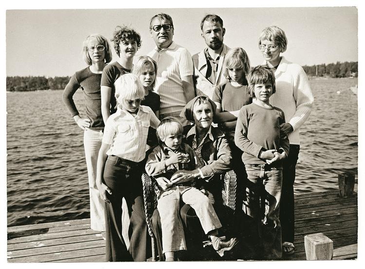 Slægten. Eller »Ormesæden«, som Astrid Lindgren med humor betegnede den store familie. 