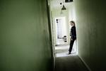 Kunstnerkritik. Astrid Saalbach mener, at danske dramatikere udsættes for kunsterisk censur, hvilket underminerer den dramatisk tekst og dens tradition. 