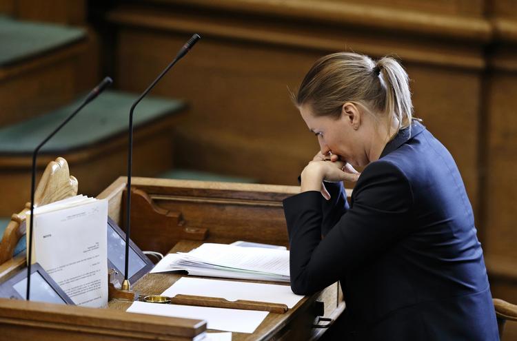 ASYLTAL. Venstre fik en god nyhed med sig fra dagens spørgtime. Asyltallene for september er steget, og giver partiet mulighed for at angrive regeringen for en slap asylpolitik. 