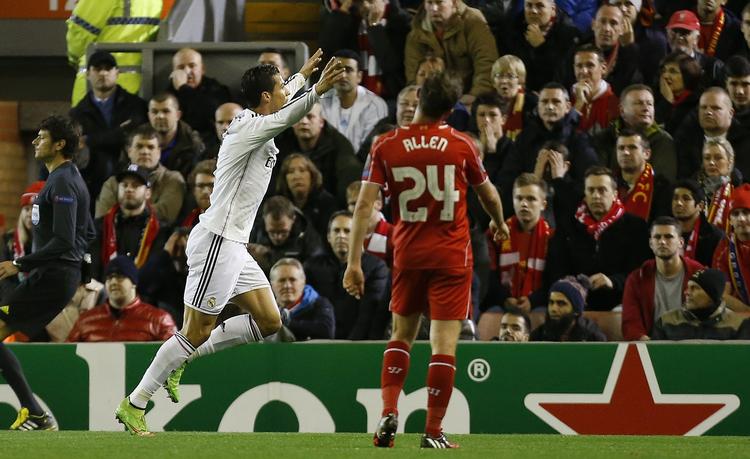 0-1. Efter 22 minutter scorede Cristiano Ronaldo det første mål, og så var Liverpool besejret. 