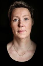 kræftkur. Charlotte Bruus Jensen er blevet behandlet med den nye T-celle-terapi på Herlev Sygehus, men i hendes tilfælde har kuren ikke helbredt hende, og hun bliver nu behandlet med et andet nyt middel. 