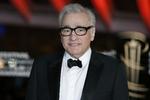 Scorsese. Scorsese producerer filmen, men har overleveret instruktørstokken til Amir Bar-Lev. 