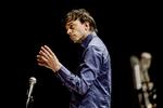 Darcy James Argue besøgte Danmark for første gang ved en fremragende koncert med DR Big Band i januar 2013. Og det var som en glimrende satsning at få ham tilbage, skriver Politikens anmelder. 