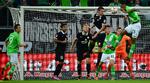 1-0. Et hovedstødsmål af Naldo satte Wolfsburg i gang mod Mainz. 