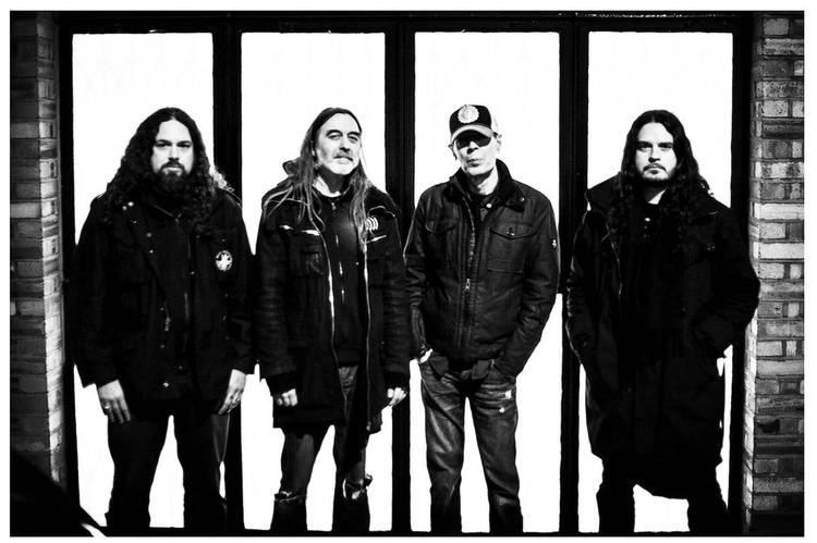 Forening. Tos Nieuwenhuizen, Greg Anderson, Scott Walker og Stephen O'Malley. 