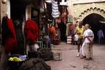 eventyr. En ny direkte flyrute fra Hamburg fører til Marrakech i Marokko. Handelstalentet kan afprøves i souk’en. 