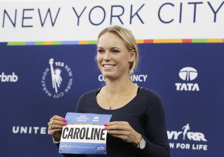 Start. Flere andre tidligere ettere på verdensranglisten har gennemført et maratonløb. På søndag prøver Caroline Wozniacki. 