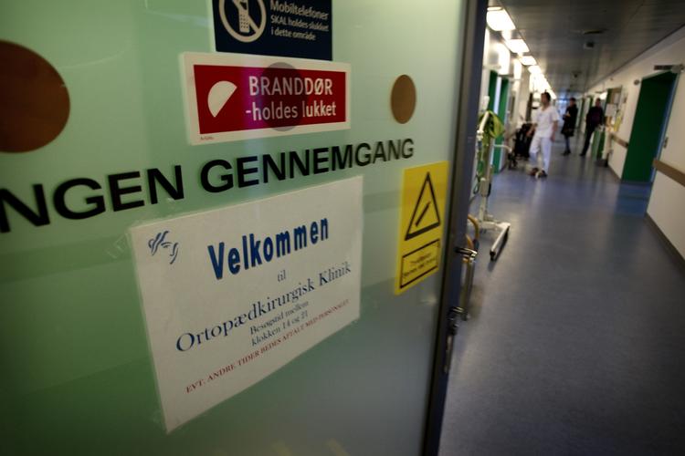 isolerede. Kronisk syge børn, der ofte er indlagt, føler sig tit anderledes end andre børn og har svært ved at relatere til dem, de går i klasse med. 