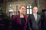 Seksualitet. Helle Thorning-Schmidt og Stephen Kinnock følte sig nødsaget til at gå ud i Politiken i august 2012 for at dementere et rygte om, at Stephen Kinnock var bi- eller homoseksuel. 