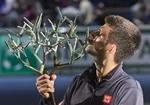 SIKKERT. 6-2, 6-3 lød sejrscifrene, da Novak Djokovic vandt finalen i Paris for andet år i træk. 