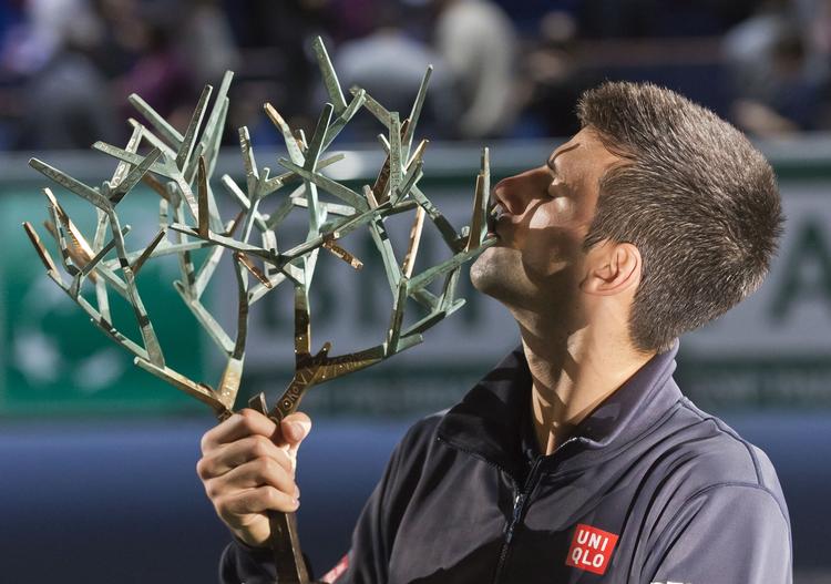 SIKKERT. 6-2, 6-3 lød sejrscifrene, da Novak Djokovic vandt finalen i Paris for andet år i træk. 