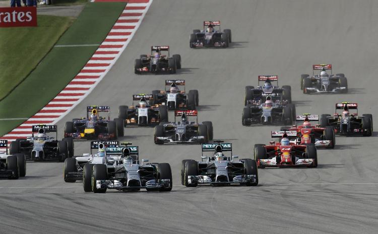 STARTEN. Kevin Magnussen startede som nummer 7, overhalede straks en konkurrent, men endte som nummer 8 i Austin. 