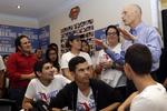Floridas guvernør Rick Scott i de sidste taler med vælgere før valget. 