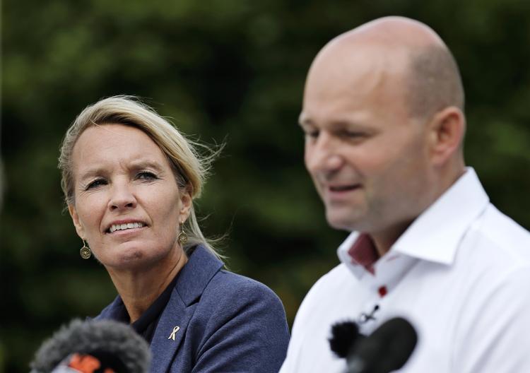 Holdopstilling. De konservative ledere ved sommergruppemøde i Nyborg i år. Formand Søren Pape Poulsen stod frem med dene ny politiske ordfører Lene Espersen ved sin side. Nu må formanden klare sig uden den erfarne politiker. 