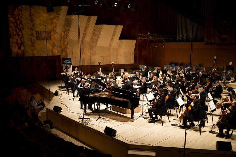 Klassisk. Pianisten Dejan Lazic optræder her med Sjællands Symfoniorkester i 2012. 