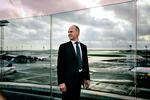 Luftskipper. Thomas Woldbye har en lang fortid hos Maersk. Han blev adm. direktør for Københavns Lufthavne A/S i maj 2011. 