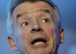 kontroversiel. Michael O'Leary har som direktør for Ryanair gjort sit til at feje alle fine fornemmelseri branchen ud. 