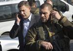 Militslederen Aleksander Sakhartjenko, der vandt valget i det østlige Ukraine. Et valg, der ikke er anerkendt er EU, FN eller selve Ukraine. Nu indfører Ukraine paskontrol til den del af landet. 
