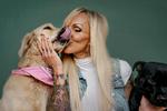 Dyre venner. Linse Kessler er fotograferet i hendes hjem på Islands Brygge sammen med hendes højtelskede hunde, som hun bruge mange penge på. 