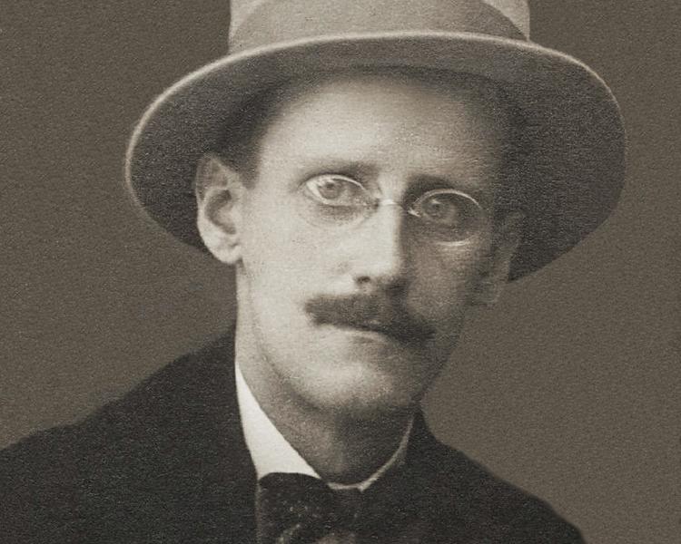 Ikon. James Joyce-klassikeren 'Ulysses' er en af de vigtigste bøger fra det 20. århundrede. Og en af de sværeste at læse. 