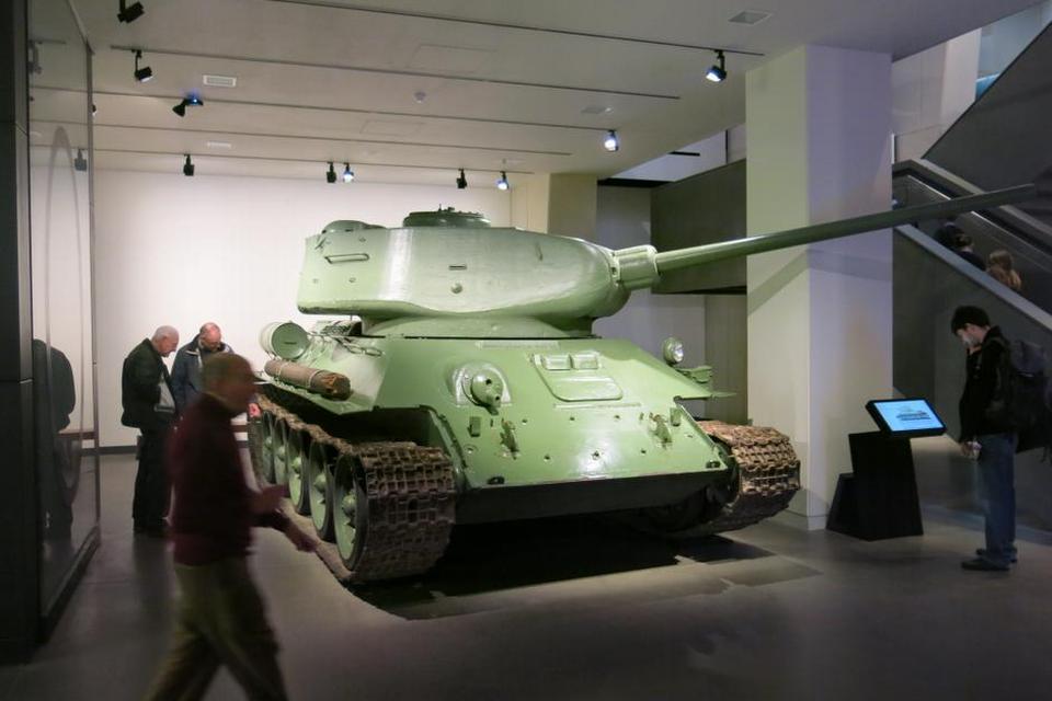 T-34 tanken var en af grundpillerne i det sovjetiske militær under Anden Verdenskrig. 
