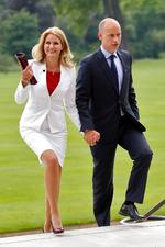 Skatteret. Udfaldet af Stephen Kinnocks skattesag betød at fotomodellen Camilla Vest klarede frisag i landsretten. Ellers havde hun siddet i fængsel i dag, lyder det fra skatteeksperter. 