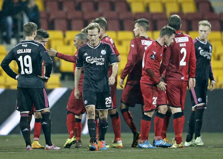 Marchordre. Det var sjette gang i klubkarrieren, Christian Poulsen fik rødt kort. 