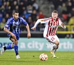 overraskelse. AaB's Nikolaj Thomsen (th) blev dobbelt målscorer for nordjyderne mod Dynamo Kiev. 